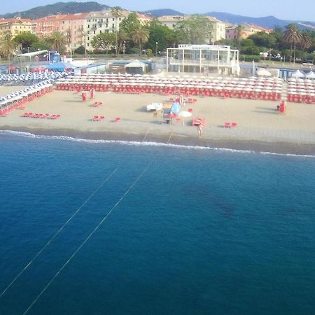 Savona Magnifico Sole Mare 150 M Wifi Climatcontrol Exterior foto